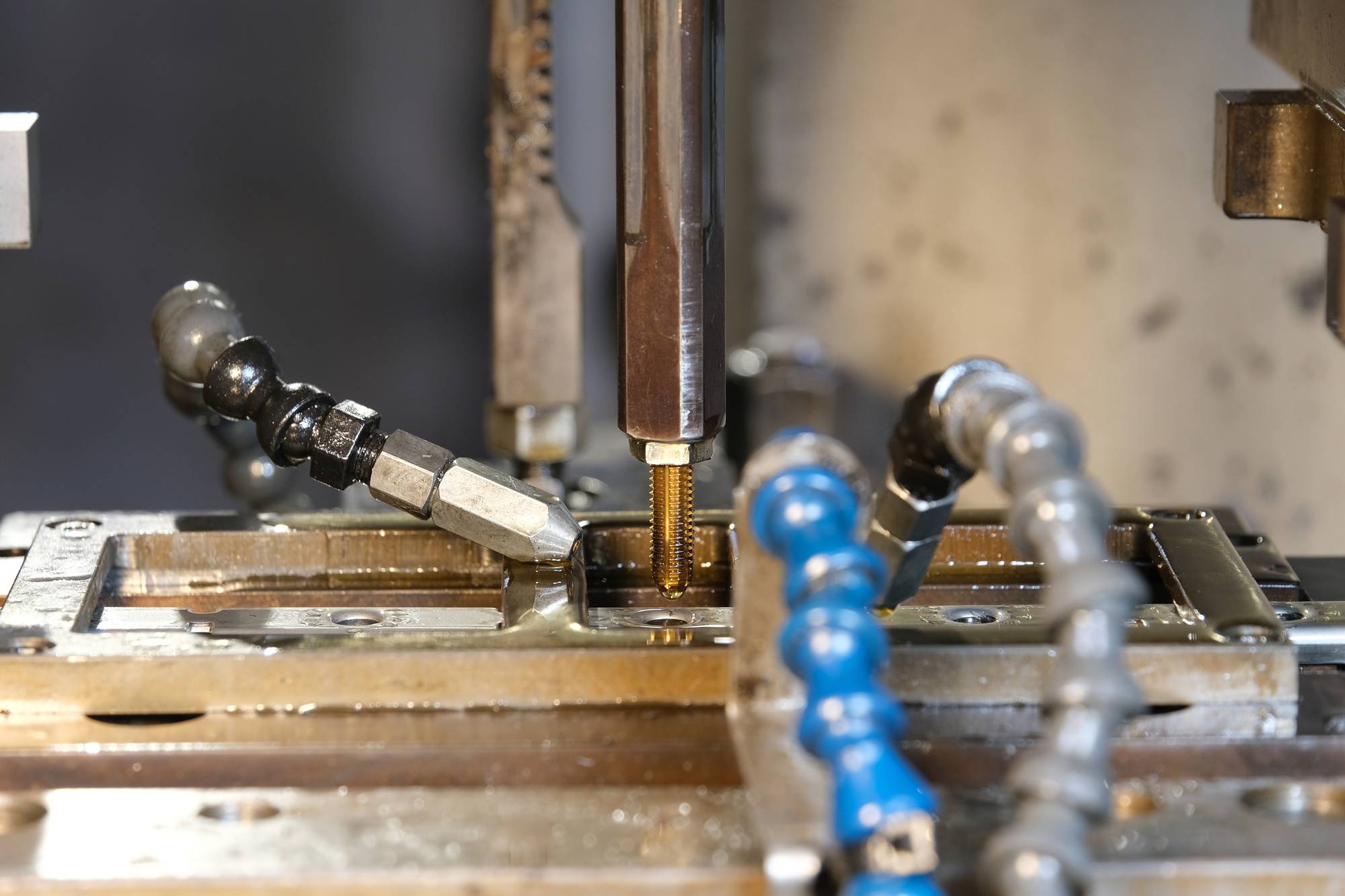 Filettatura e foratura P.O.L. Srl Sarezzo - Brescia - Lombardia - Italy